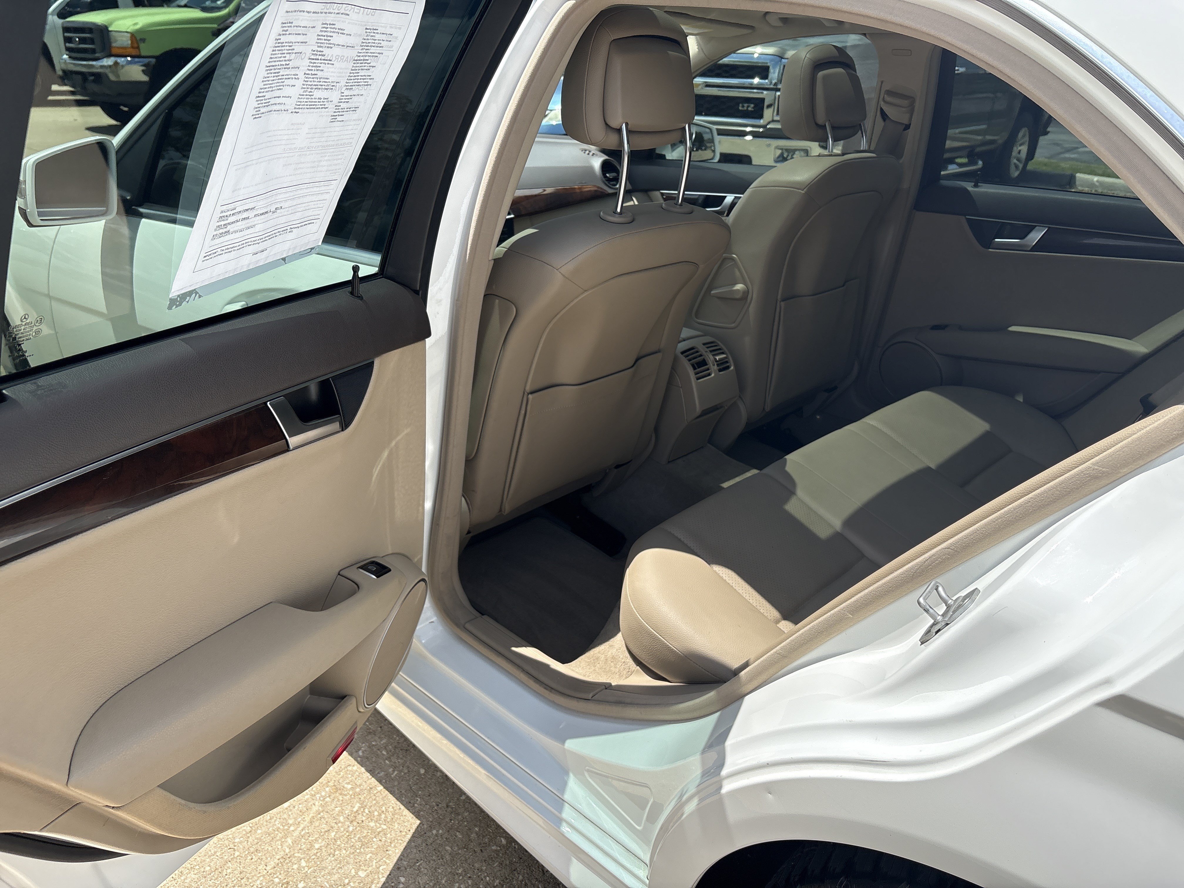 Used 2014 Mercedes-Benz C 300 4MATIC Sedan image 11