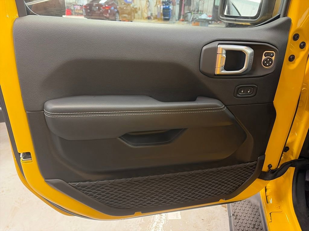 Certified 2021 Jeep Wrangler Unlimited Sahara image 16