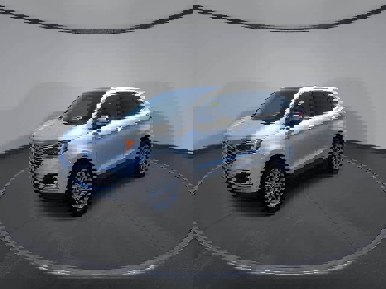 Used 2019 Ford Edge Titanium w/ Equipment Group 301A AWD/4WD image 4