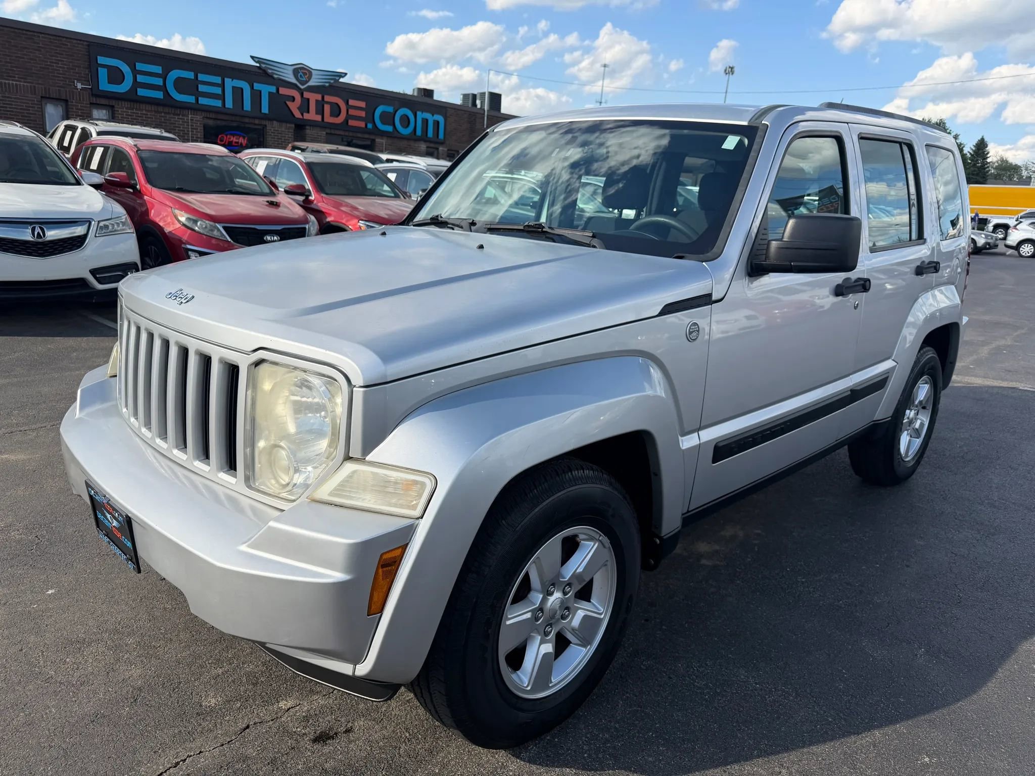 Used 2011 Jeep Liberty Sport AWD/4WD image 7