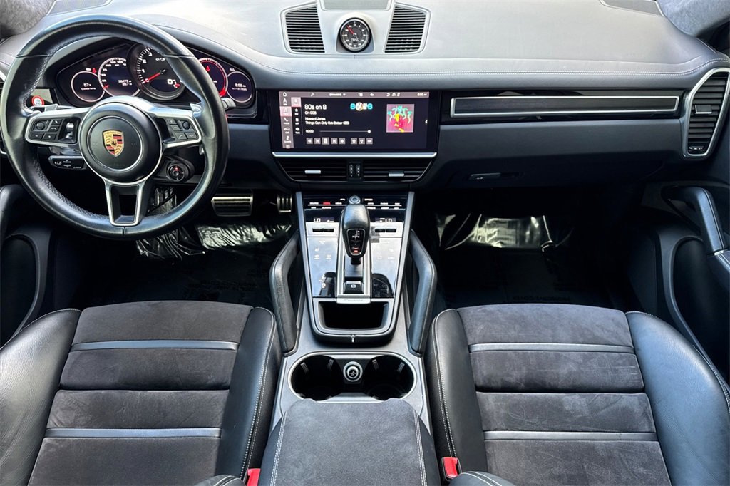 Used 2021 Porsche Cayenne GTS image 4