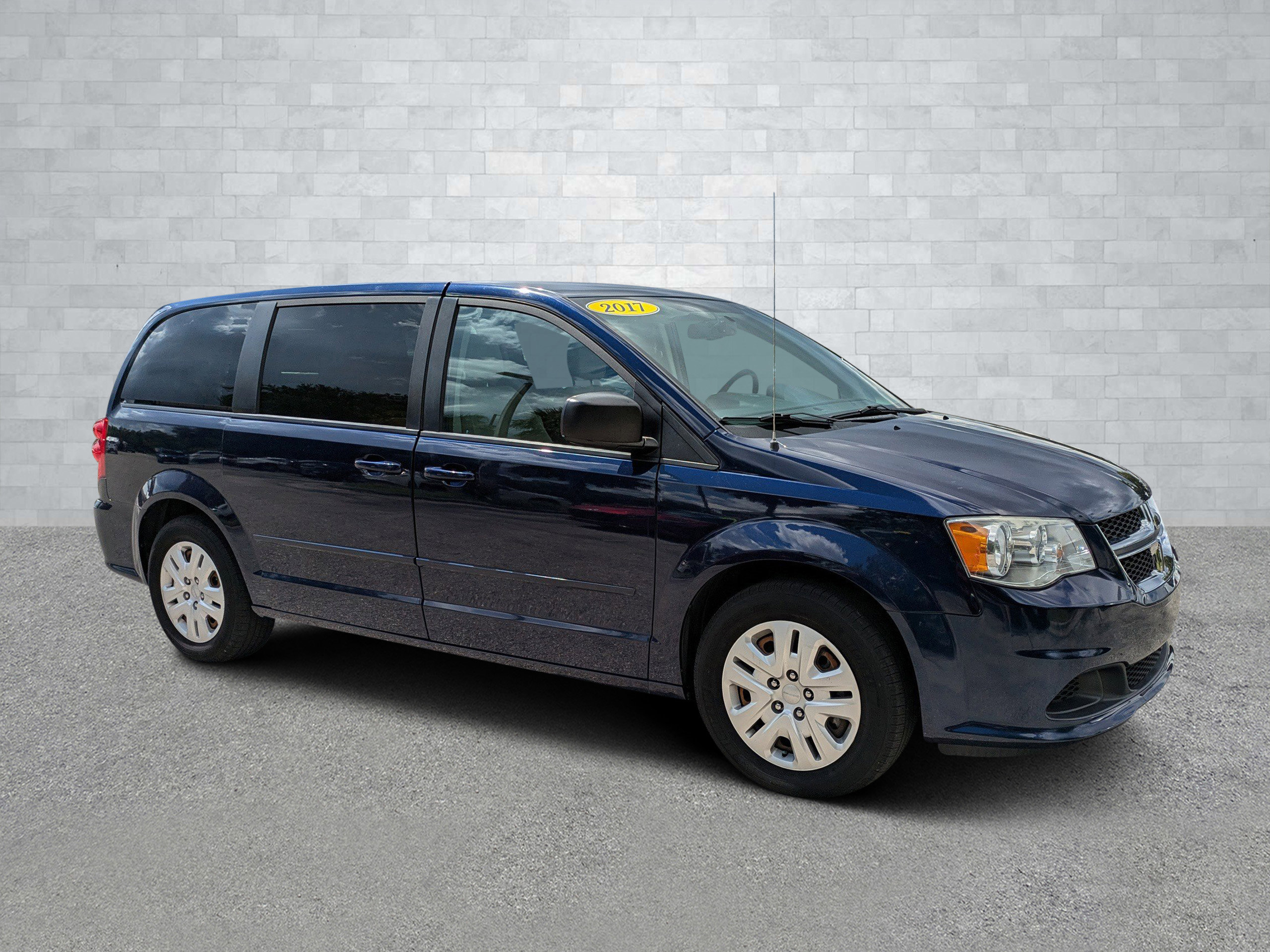 Used 2017 Dodge Grand Caravan SE w/ Power Window Group