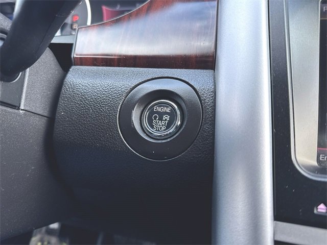 Used 2013 Ford Edge Limited image 16