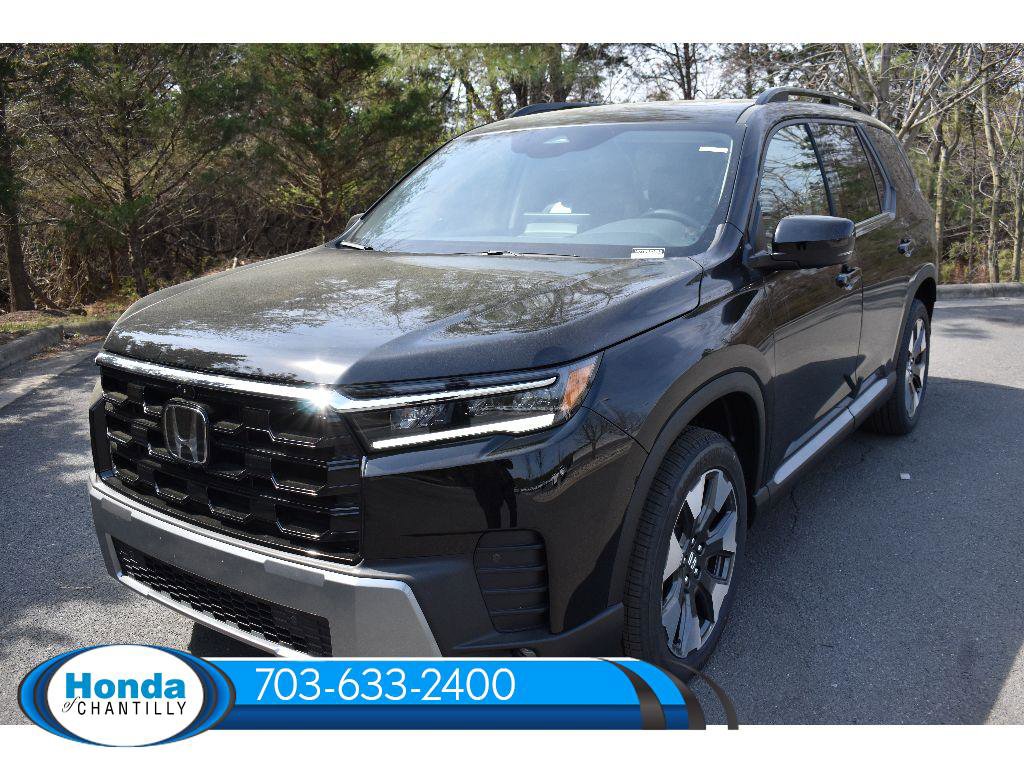 New 2026 Honda Pilot Touring image 3