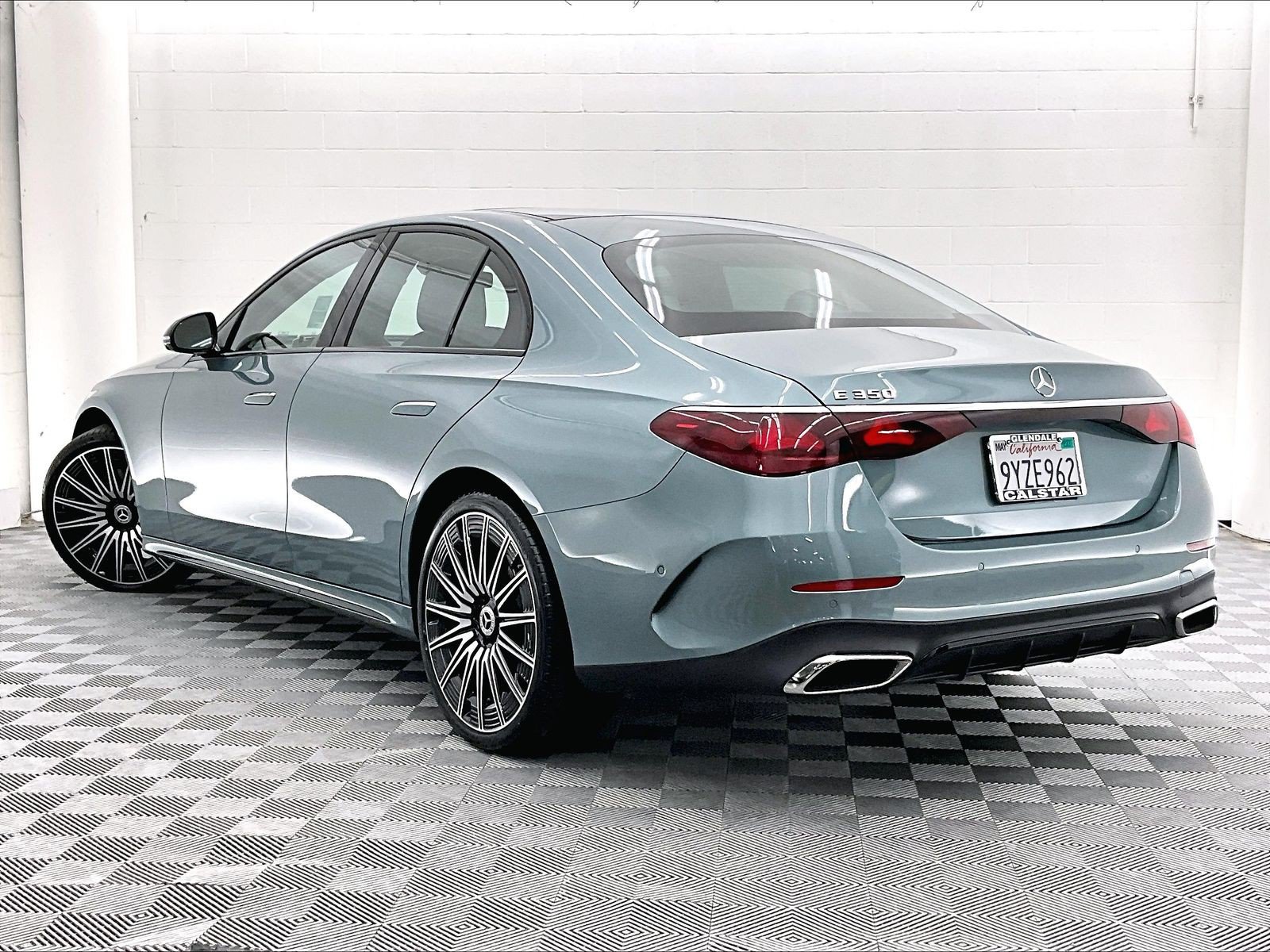 Used 2026 Mercedes-Benz E 350 Sedan image 10