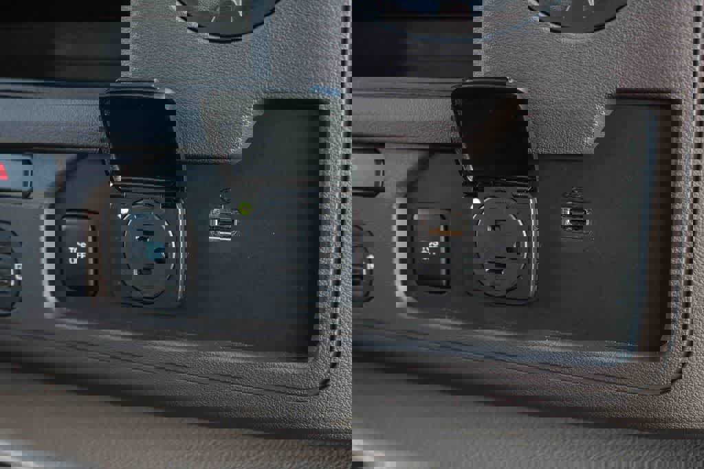 New 2026 Ford E-350 and Econoline 350 Super Duty w/ Power Equipment Group image 19