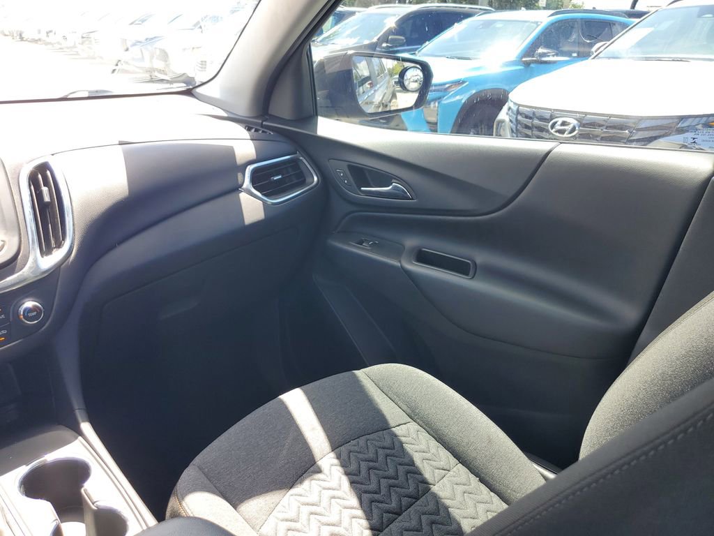 Used 2023 Chevrolet Equinox LT image 16