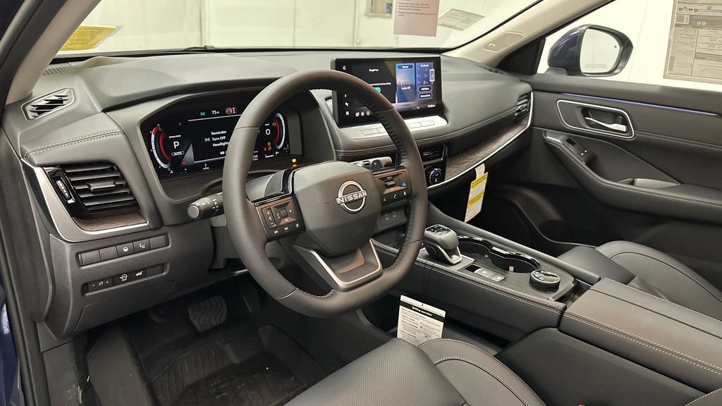 New 2026 Nissan Rogue Platinum w/ Platinum Premium Package AWD/4WD image 18