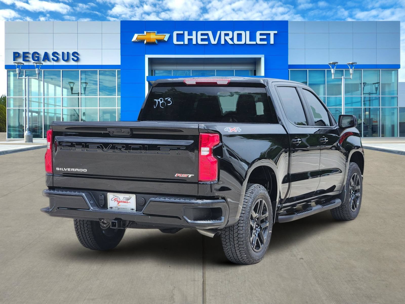 New 2026 Chevrolet Silverado 1500 RST w/ RST Select Package AWD/4WD image 4