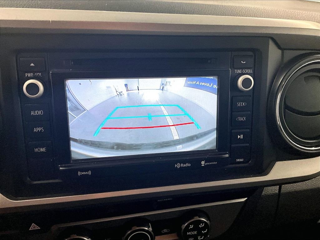 Used 2018 Toyota Tacoma SR5 image 19