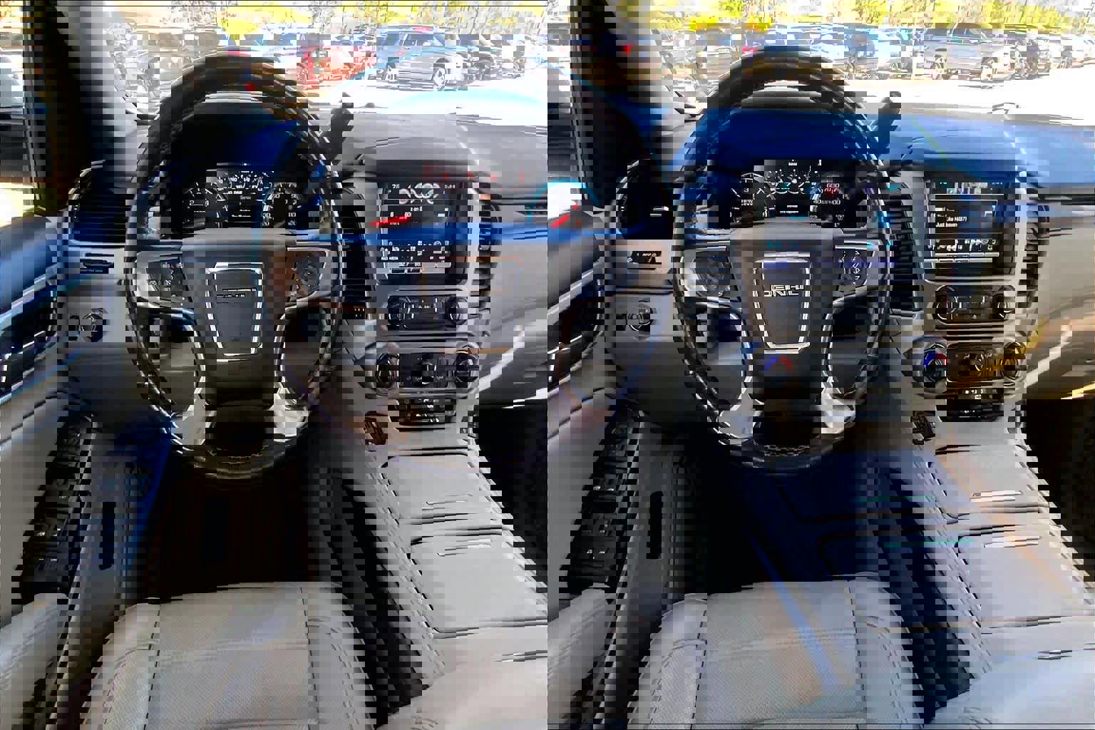 Used 2019 GMC Yukon Denali image 6