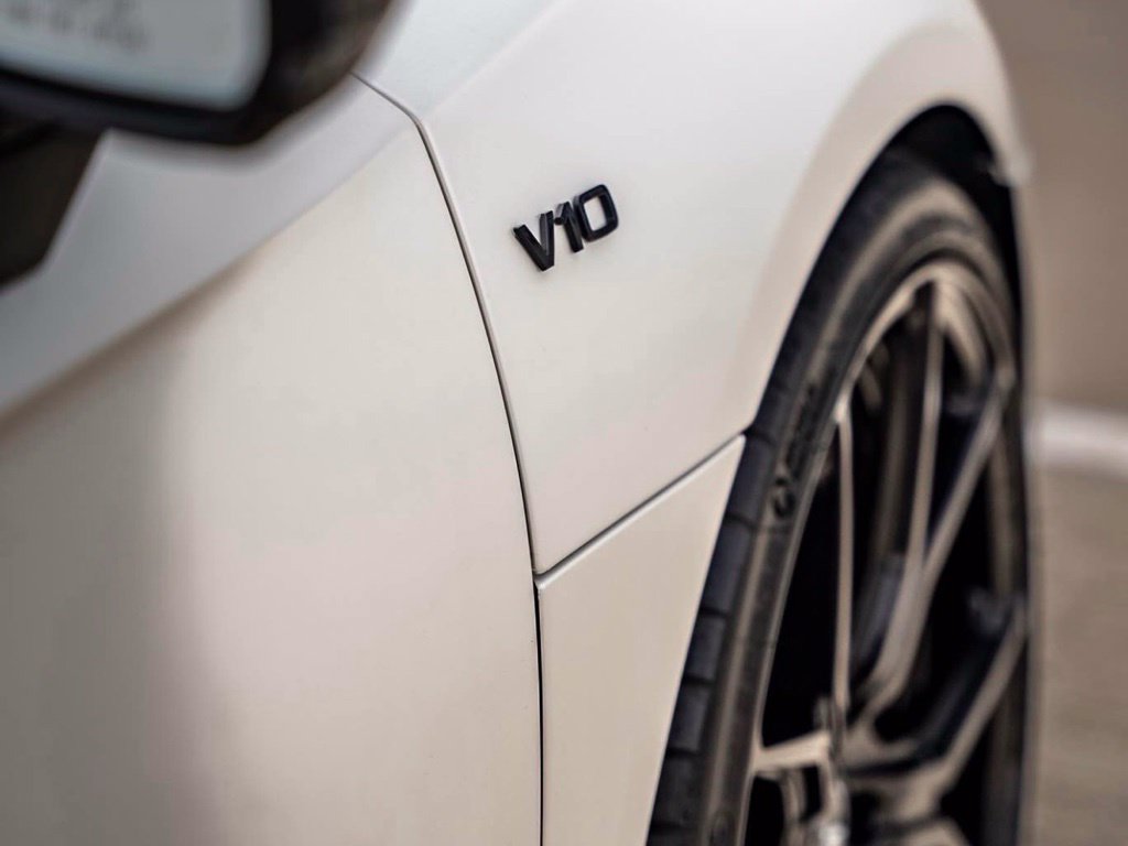 Used 2017 Audi R8 V10 w/ Carbon Exterior Package AWD/4WD image 8