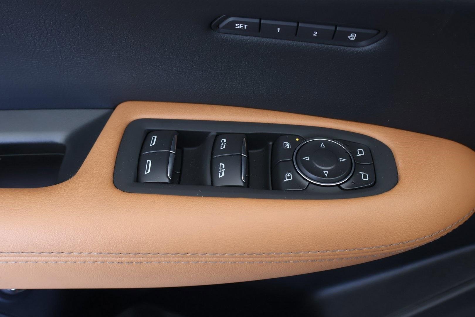 New 2025 Cadillac XT5 Premium Luxury w/ Technology Package image 11