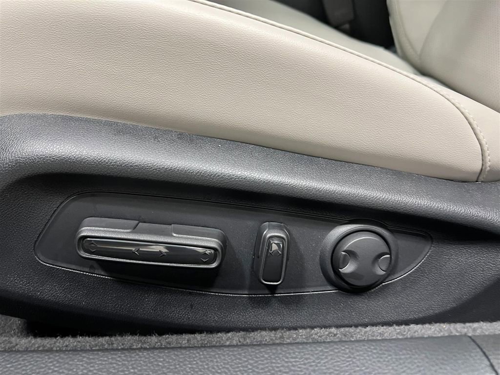 New 2025 Honda Accord Touring image 14