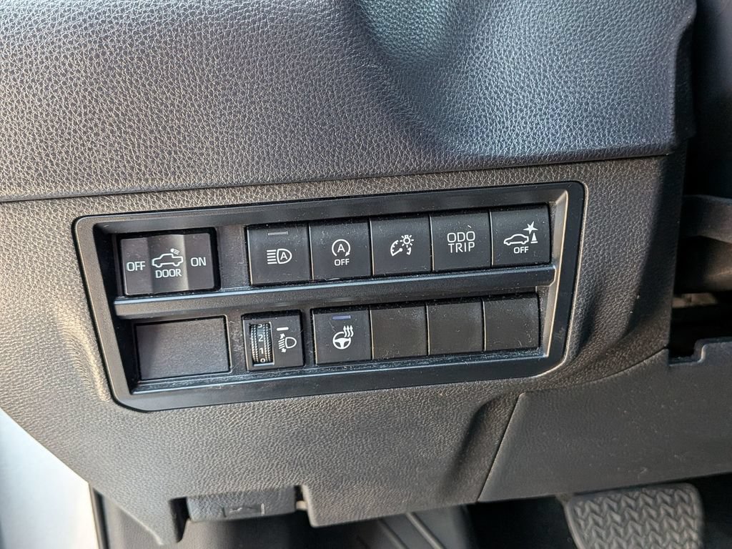 Used 2024 Toyota Tundra SR5 w/ SR5 Premium Package AWD/4WD image 17