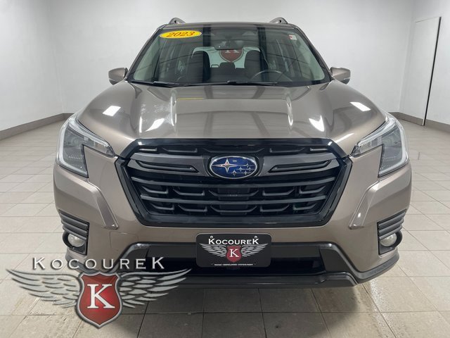 Used 2023 Subaru Forester Limited image 2