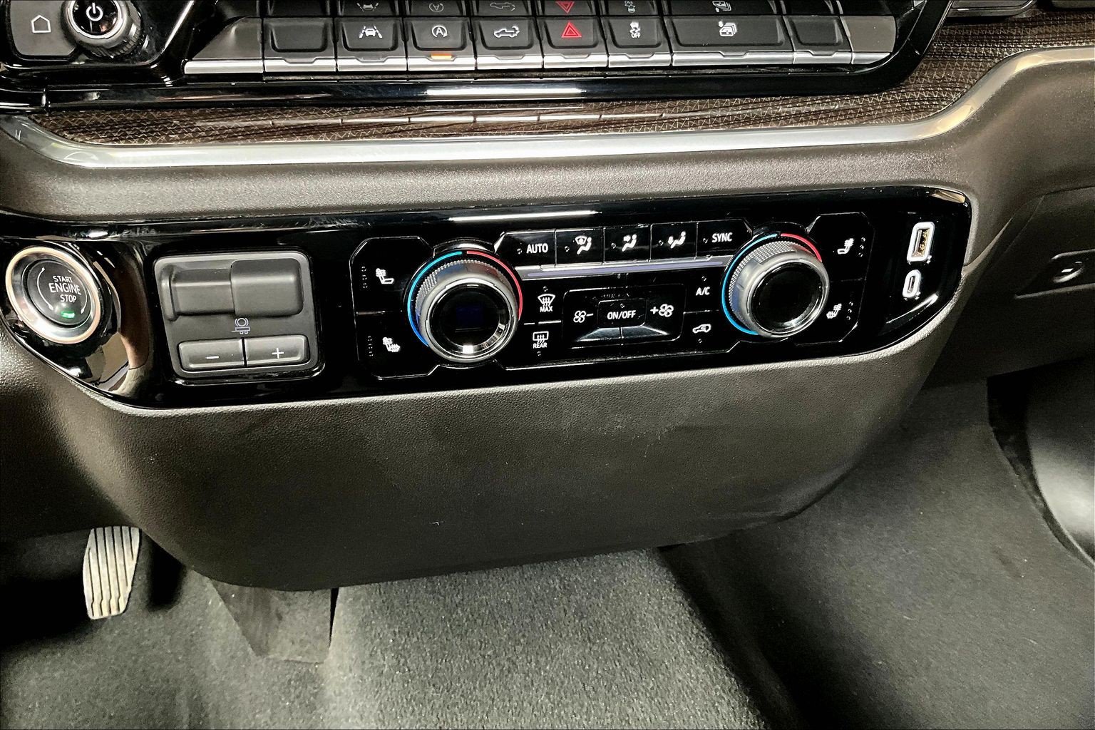 Used 2026 Chevrolet Silverado 1500 LT AWD/4WD image 17