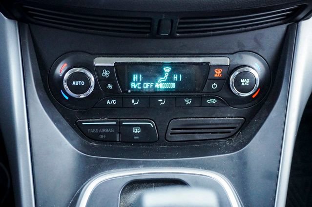 Used 2013 Ford Escape SE image 16