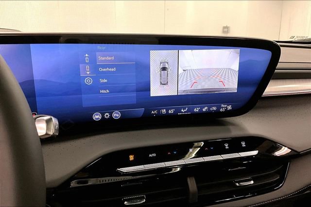 Used 2025 Buick Enclave Avenir w/ Trailering Package, 5000 lbs. image 27