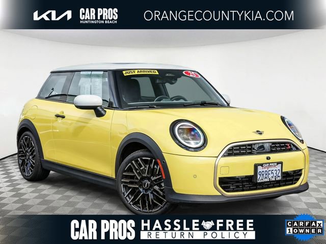 Used 2025 MINI Cooper S image 2