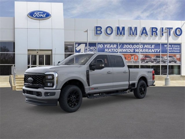 New 2026 Ford F250 Lariat w/ Black Appearance Package