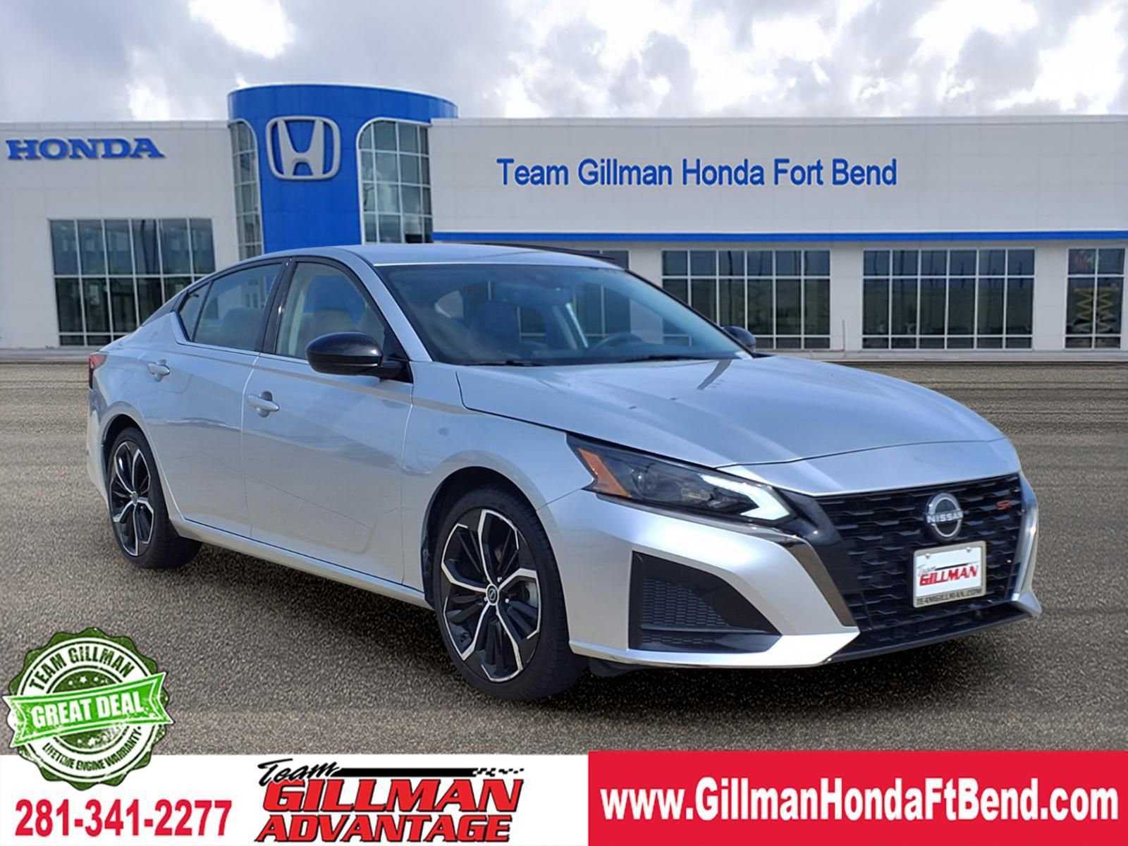 Used 2024 Nissan Altima 2.5 SR image 1