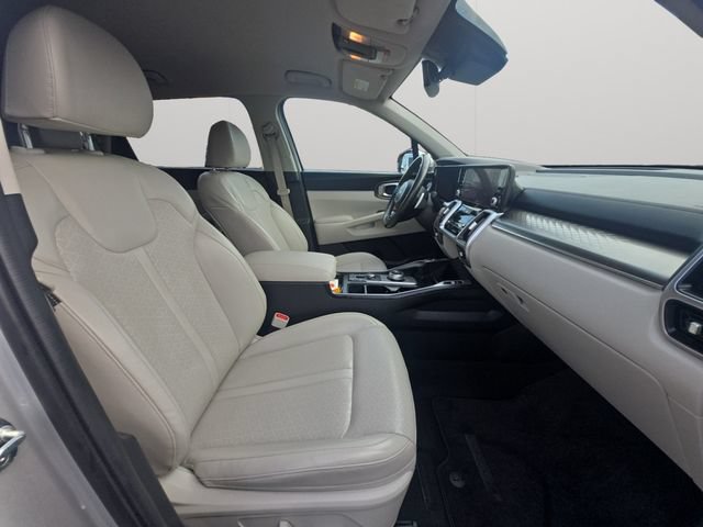 Used 2023 Kia Sorento EX AWD/4WD image 15