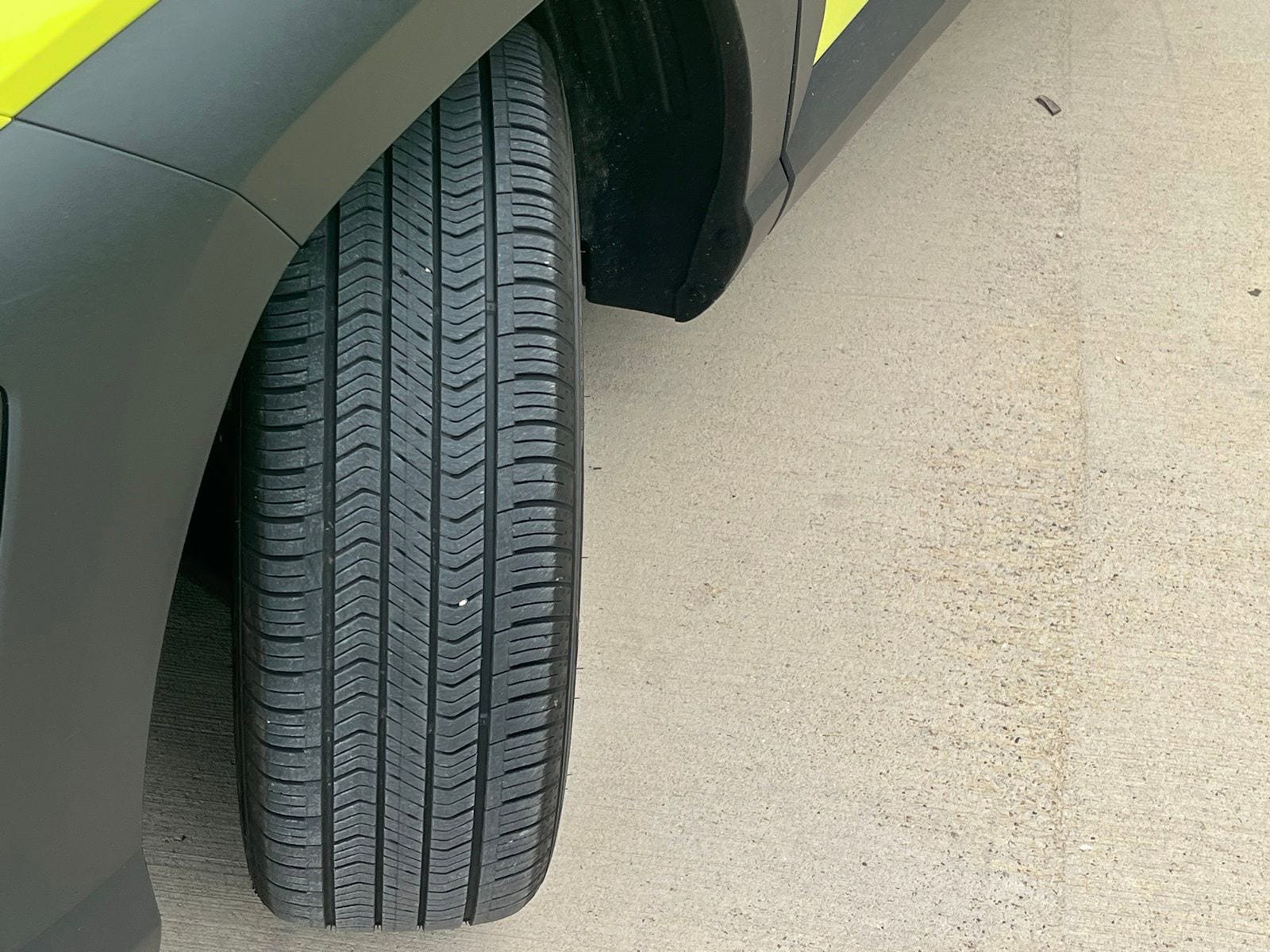 Used 2025 Hyundai Kona SEL FWD image 9