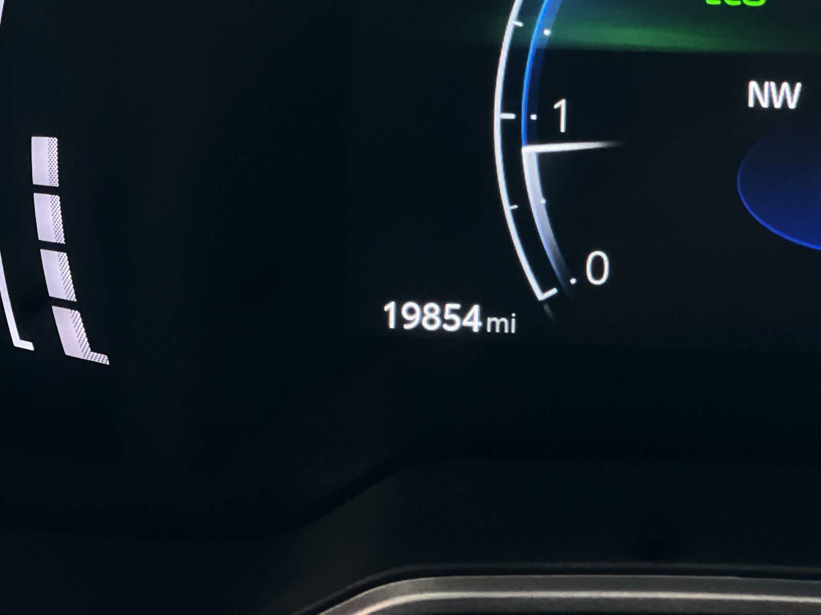 Used 2025 Toyota Corolla XSE FWD image 25