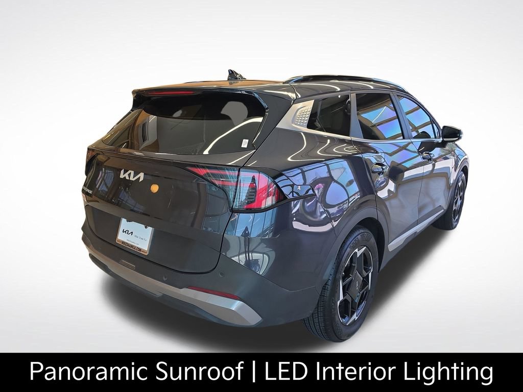 Certified 2026 Kia Sportage EX w/ EX Panorama Roof Package FWD image 7