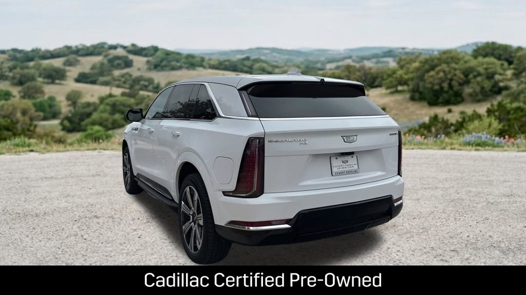 Certified 2025 Cadillac Escalade IQ Luxury 2 w/ LPO, Premium Carpet Package AWD/4WD image 6