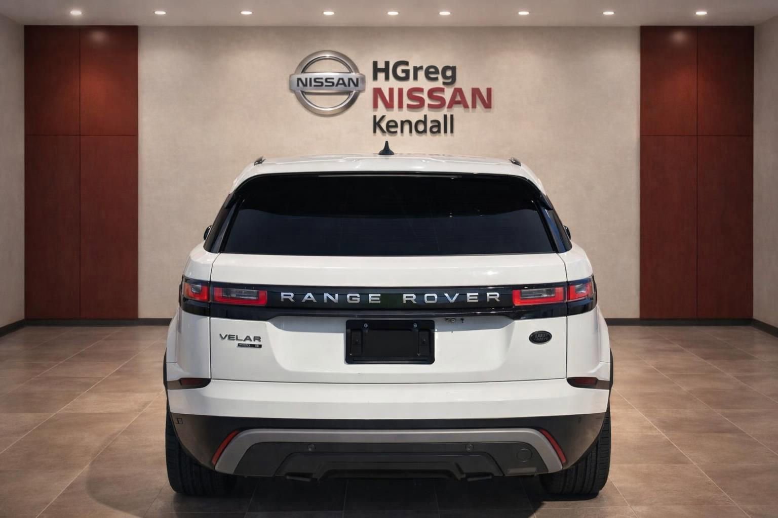Used 2019 Land Rover Range Rover Velar S image 9