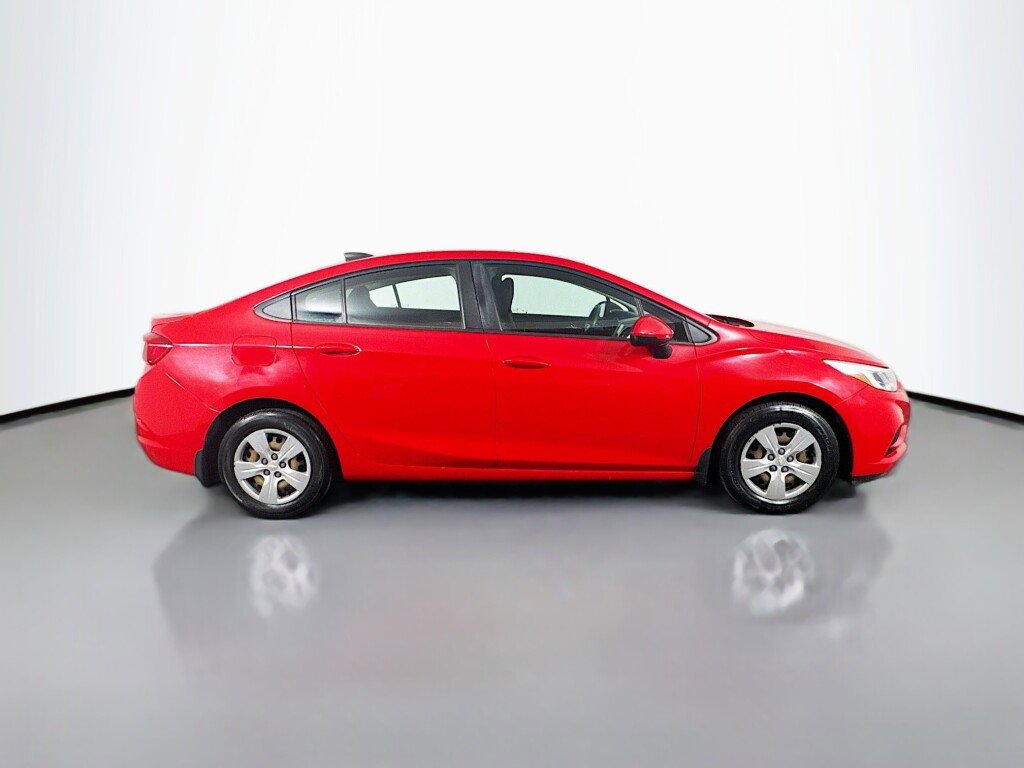 Used 2018 Chevrolet Cruze LS image 6