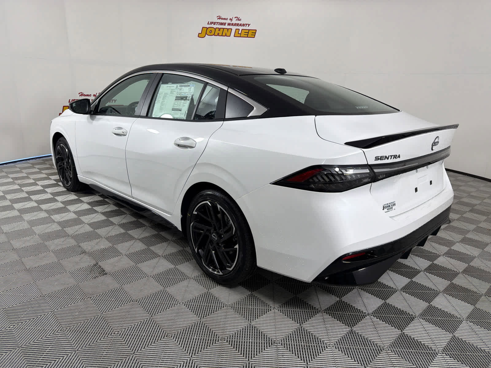 New 2026 Nissan Sentra SR w/ Floor Mat Package image 3