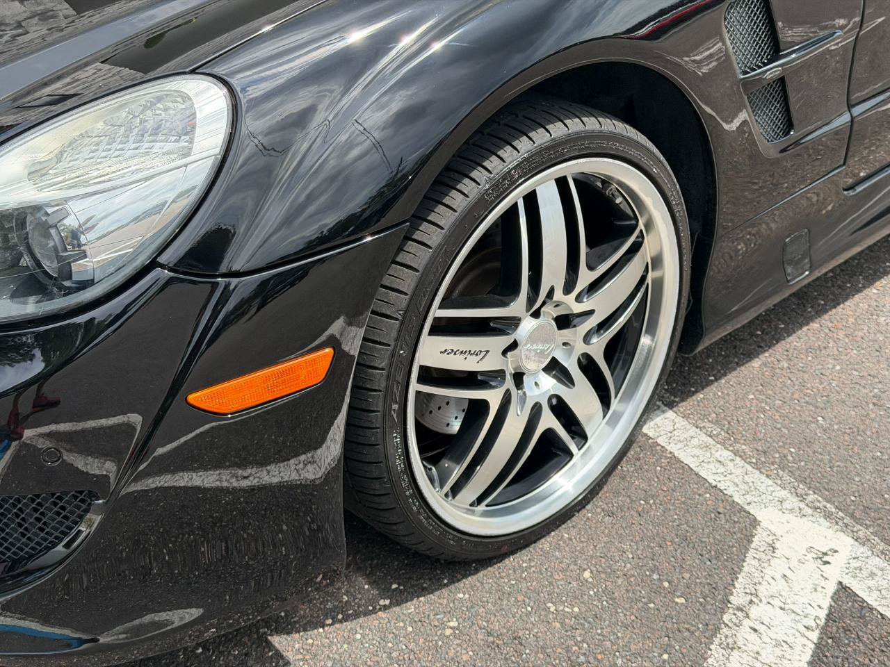 Used 2011 Mercedes-Benz SL 550 image 7