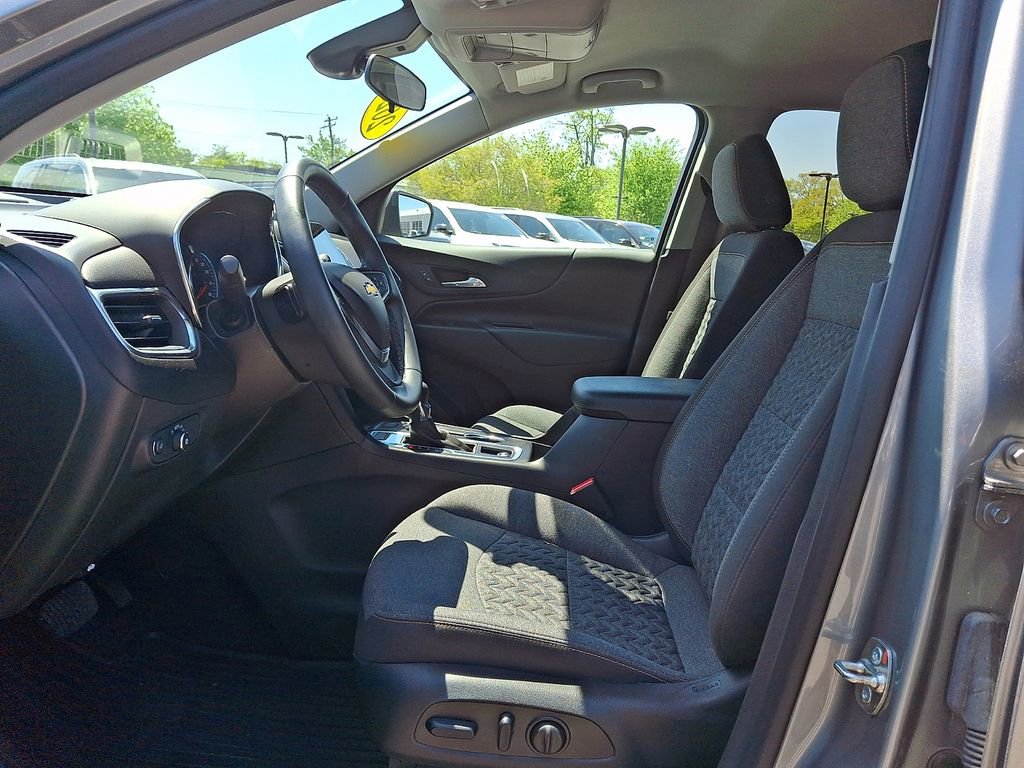Certified 2023 Chevrolet Equinox LT AWD/4WD image 13