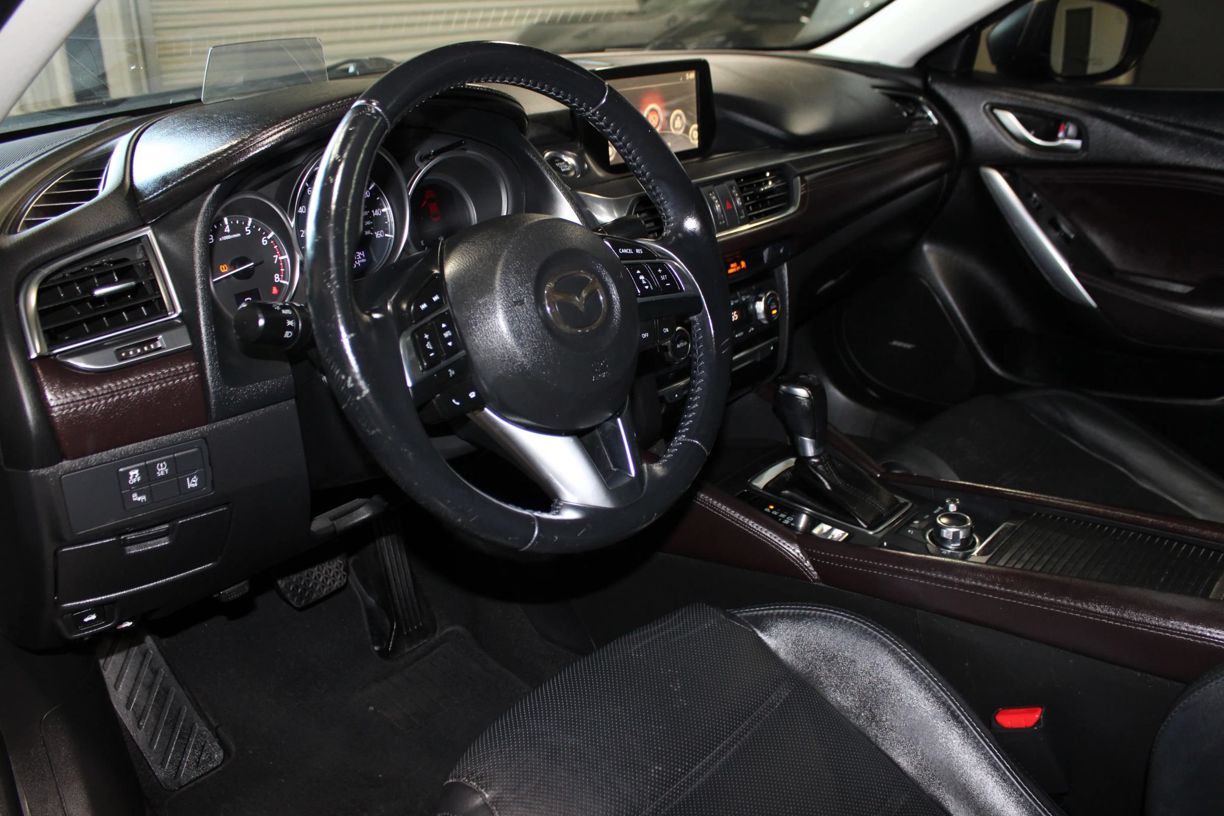 Used 2016 MAZDA MAZDA6 Grand Touring w/ GT Technology Package FWD image 26