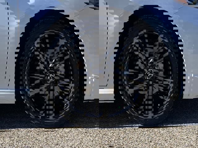 Used 2025 Toyota Camry XSE FWD image 10