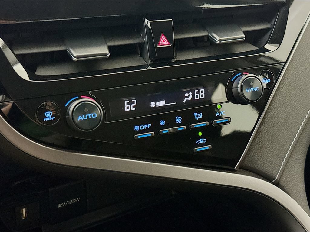 Used 2023 Toyota Camry SE FWD image 18