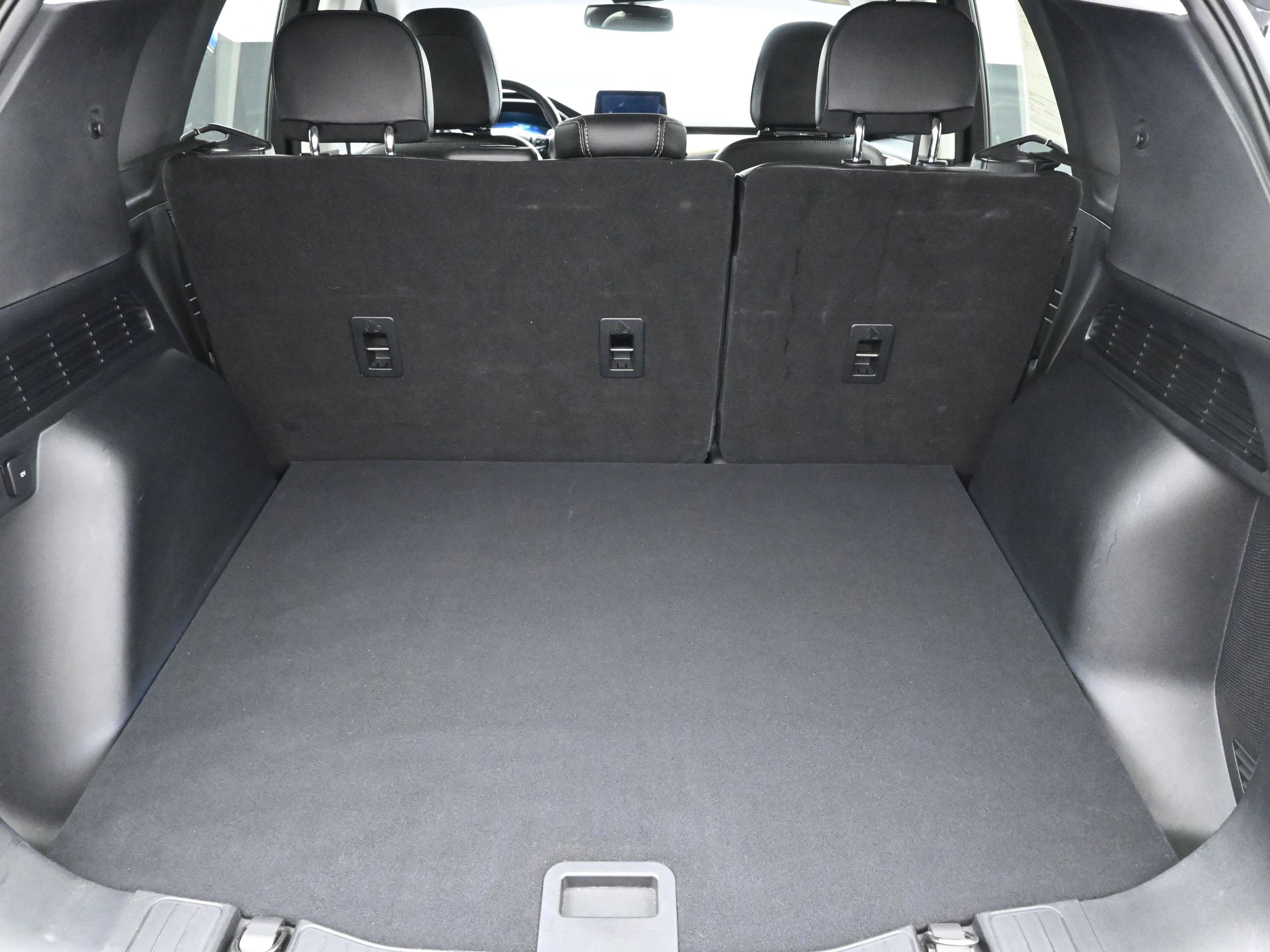 Used 2022 Ford Escape Titanium w/ Titanium Elite Package image 23