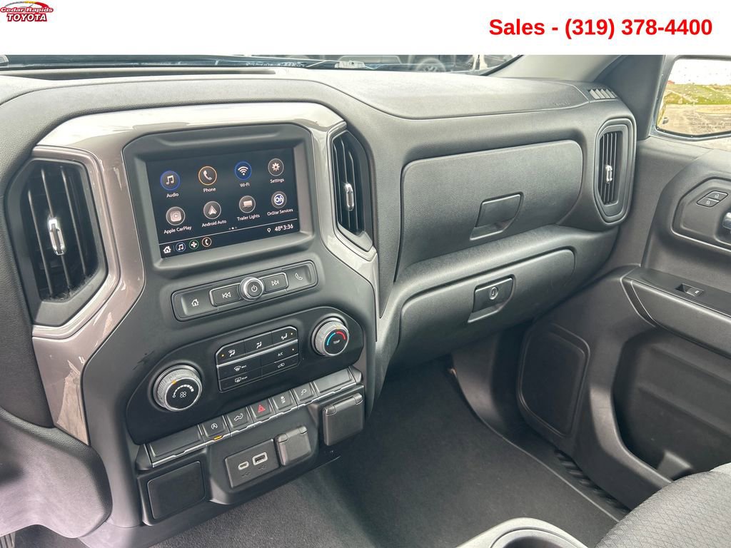 Used 2022 Chevrolet Silverado 1500 Custom w/ Safety Confidence Package AWD/4WD image 16