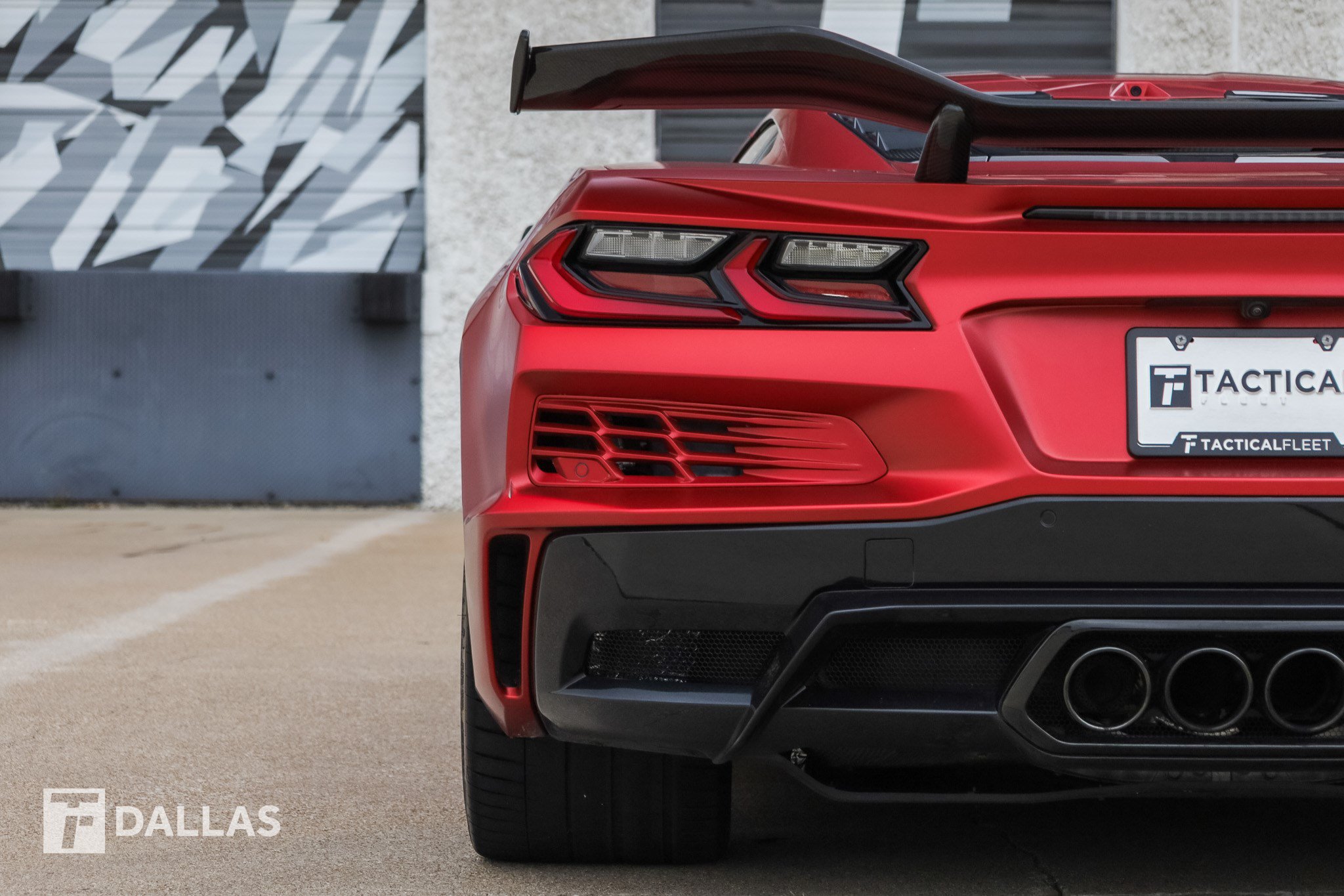 Used 2025 Chevrolet Corvette Z06 RWD image 14