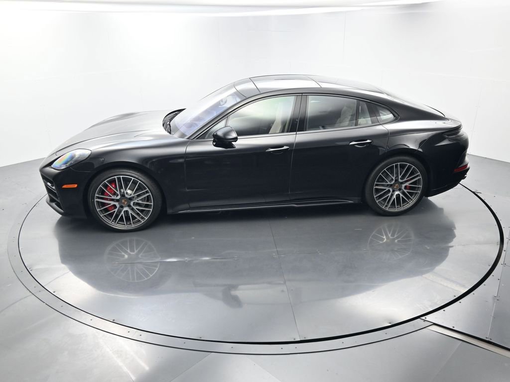 Certified 2026 Porsche Panamera GTS image 34