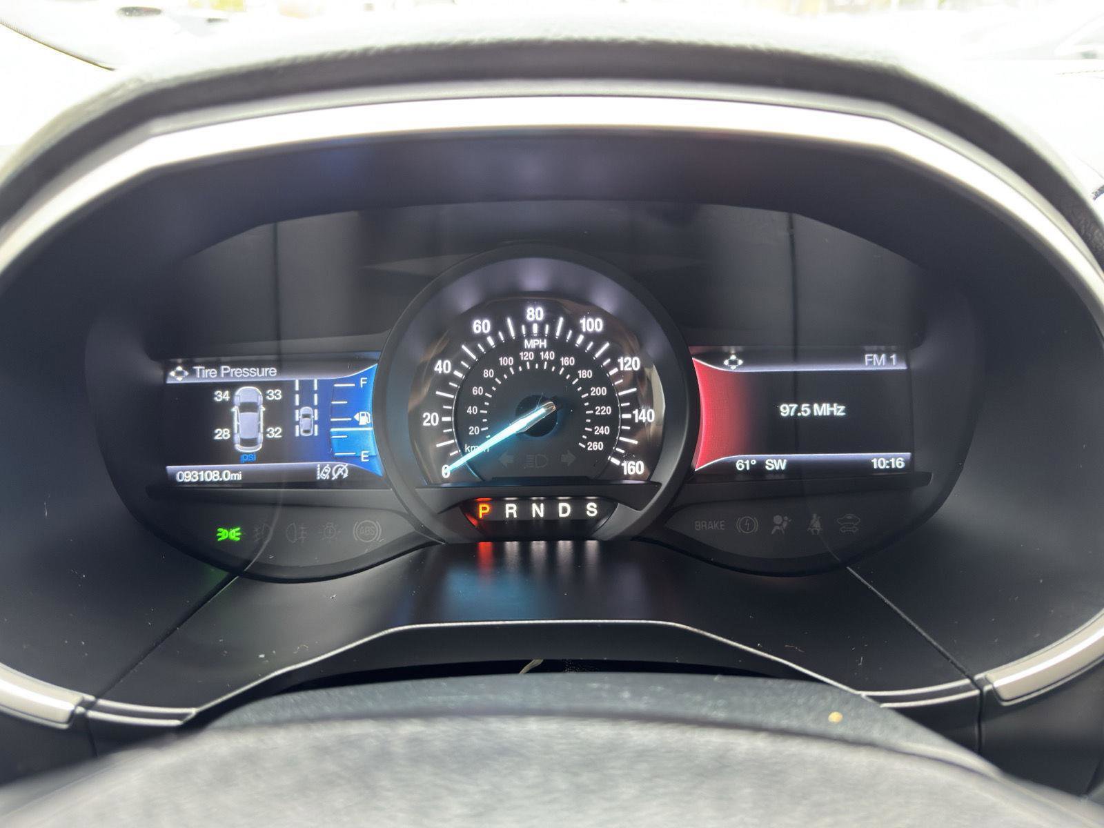 Used 2020 Ford Edge SEL image 26