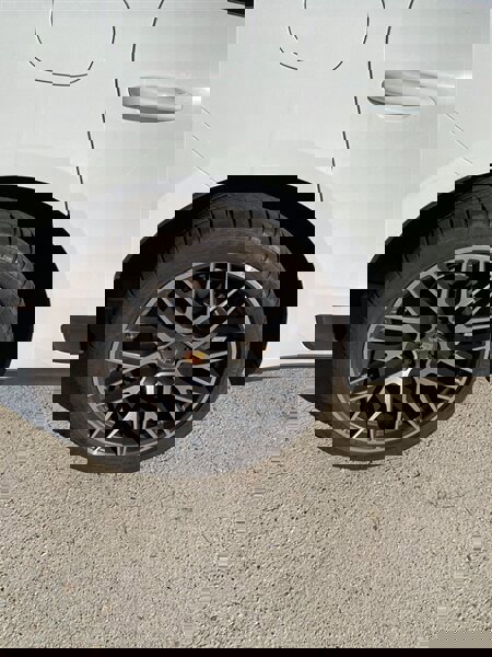 Used 2019 Porsche Macan image 28