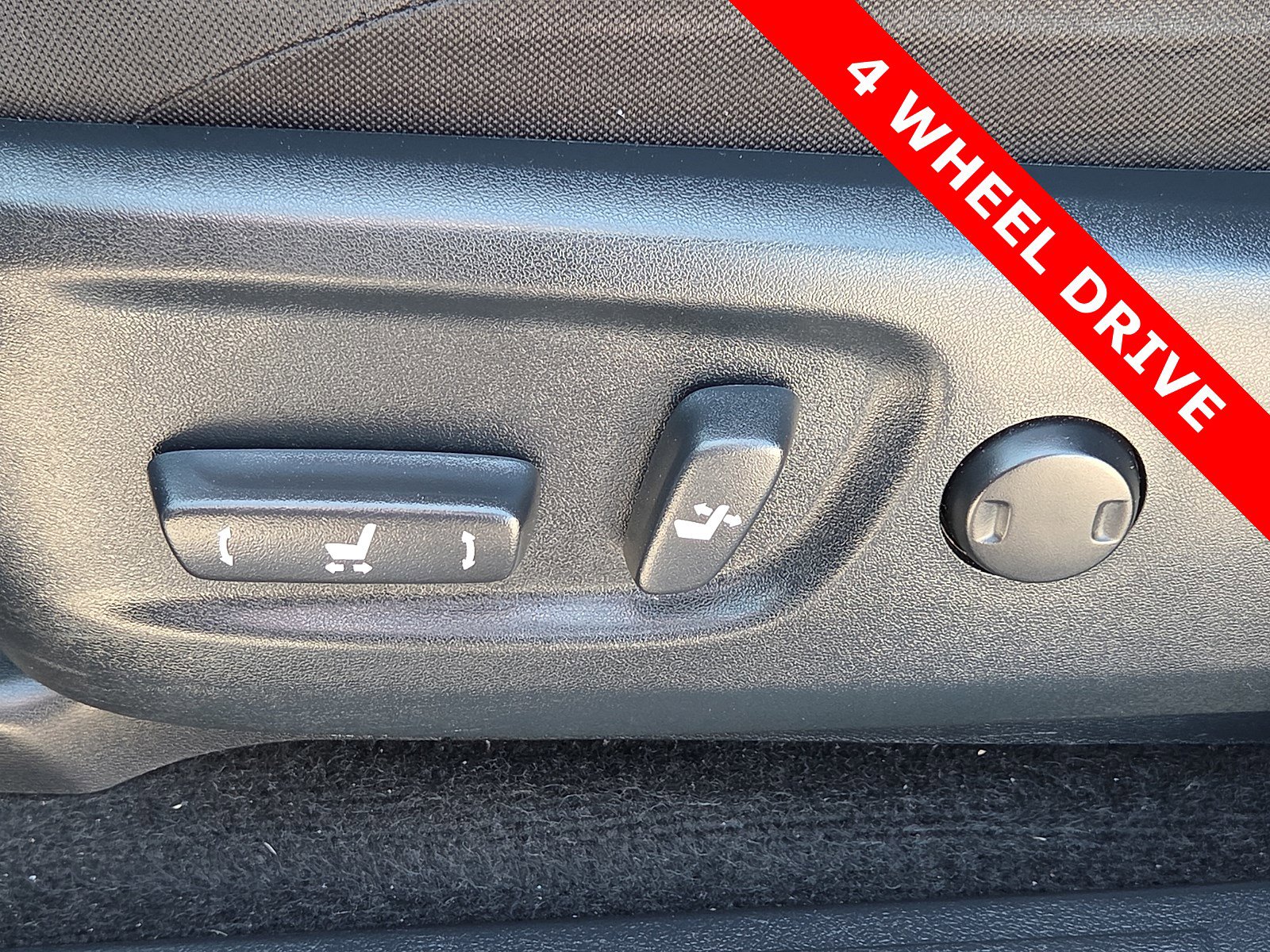 Used 2024 Toyota 4Runner SR5 image 14