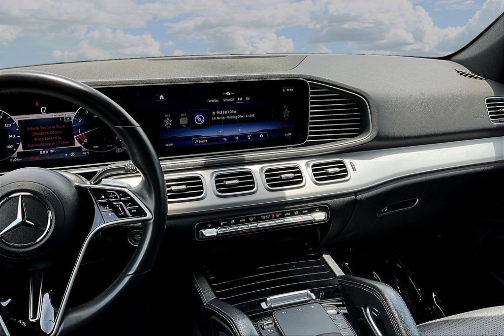 Used 2024 Mercedes-Benz GLE 350 4MATIC image 9