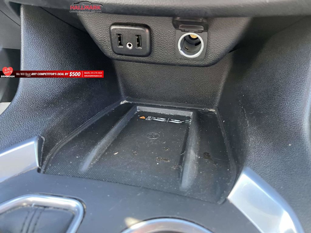 Used 2018 Chevrolet Traverse Premier w/ Driver Confidence II Package image 25