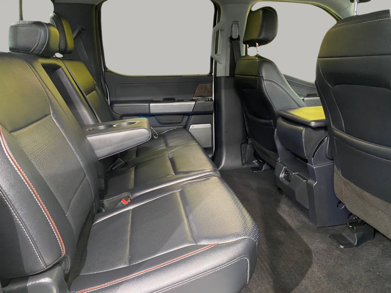 Used 2022 Ford F150 Lariat image 23