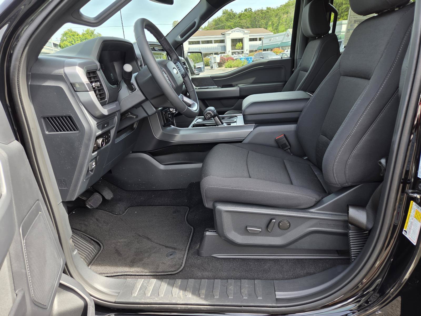 New 2026 Ford F150 XLT w/ Equipment Group 302A MID AWD/4WD image 14